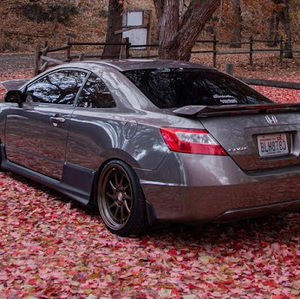 Meet your Posher, Delmani